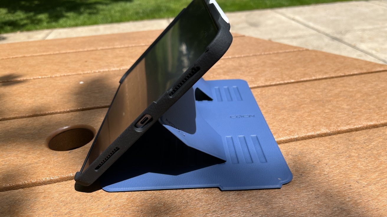 Zugu case review: a stylish iPad case with a few tricks up its