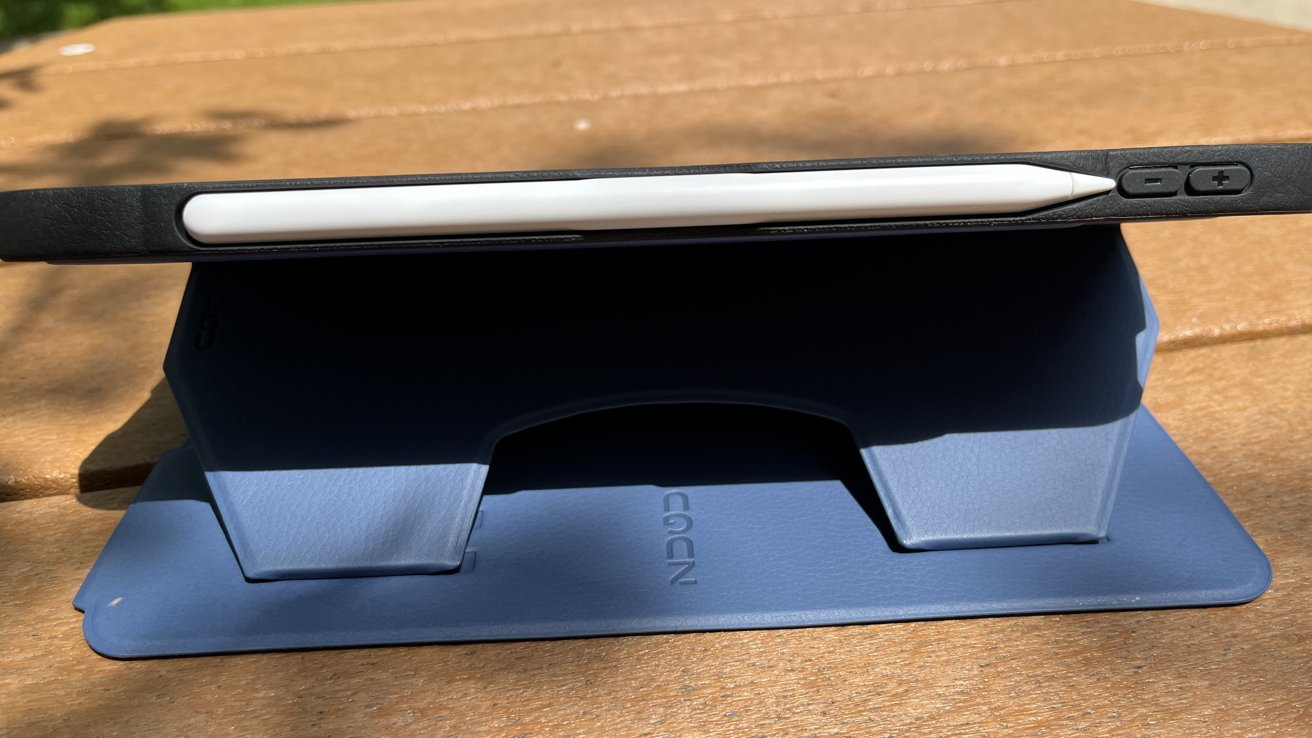 Zugu case assessment: a trendy iPad case with a couple of tips up its sleeve