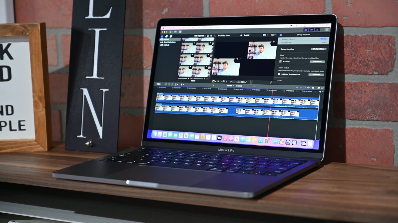 Mengekspor video dengan MacBook Pro baru