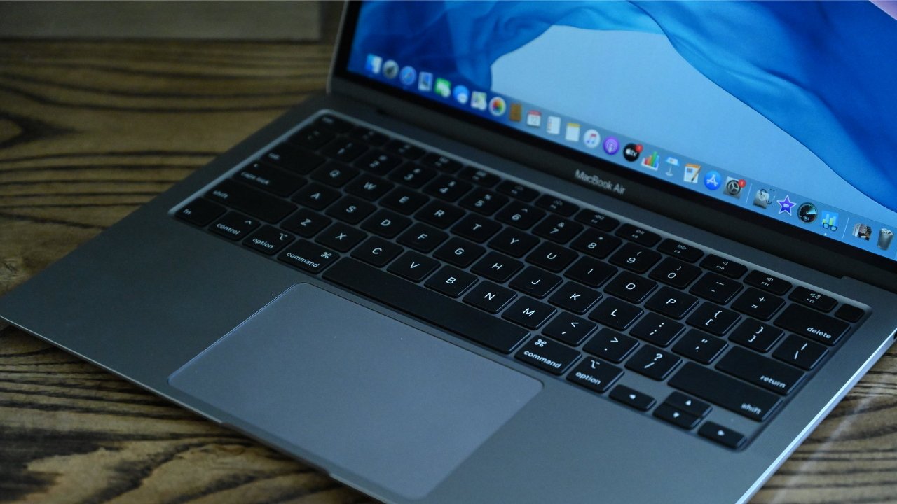 Apple used the old MacBook Air design for the M1 model, so rumors were quick to suggest a redesign