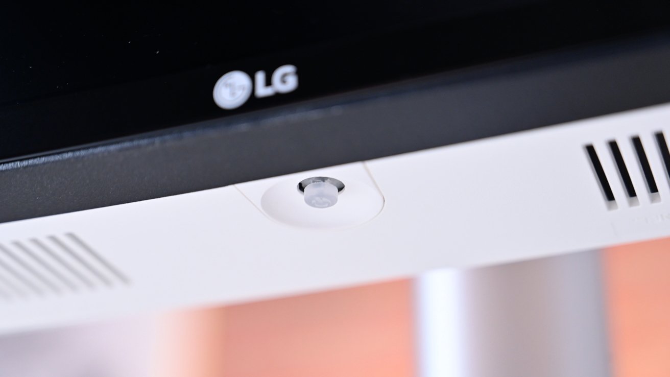 LG 40WP95C-W Review 