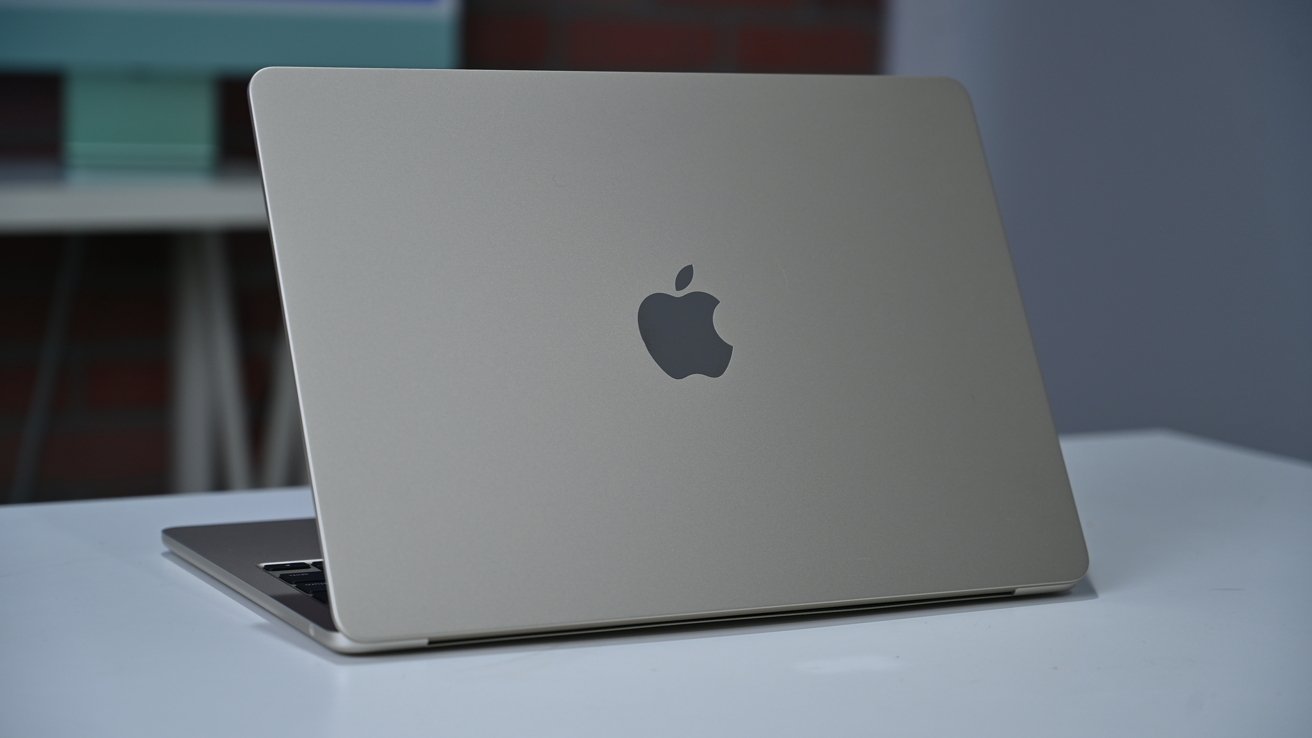 MacBook Air 2022 M2 スターライト - MacBook本体