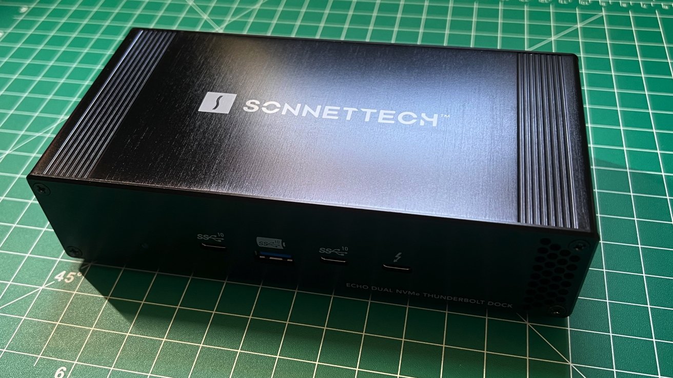 Sonnet's Echo Dual NVMe Dock