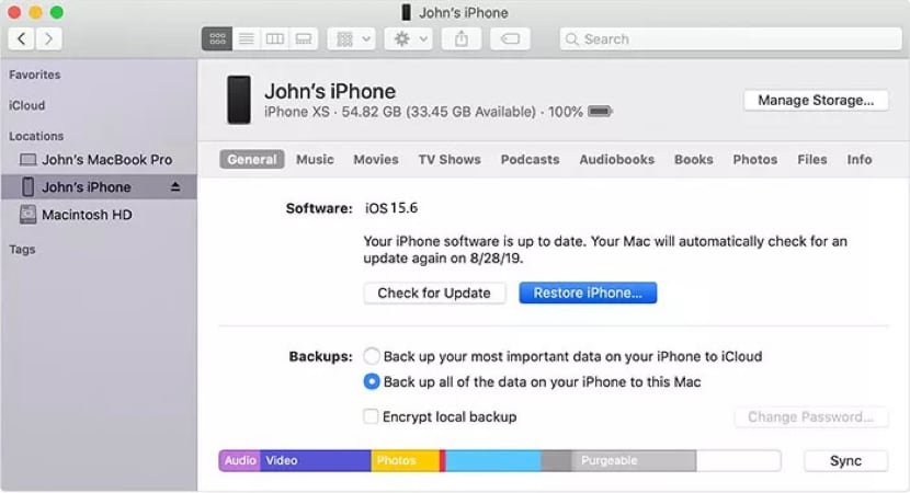 Stellen Sie Ihr iPhone mit iTunes oder Finder wieder her, nachdem Sie zu iOS 15 zurückgekehrt sind. 