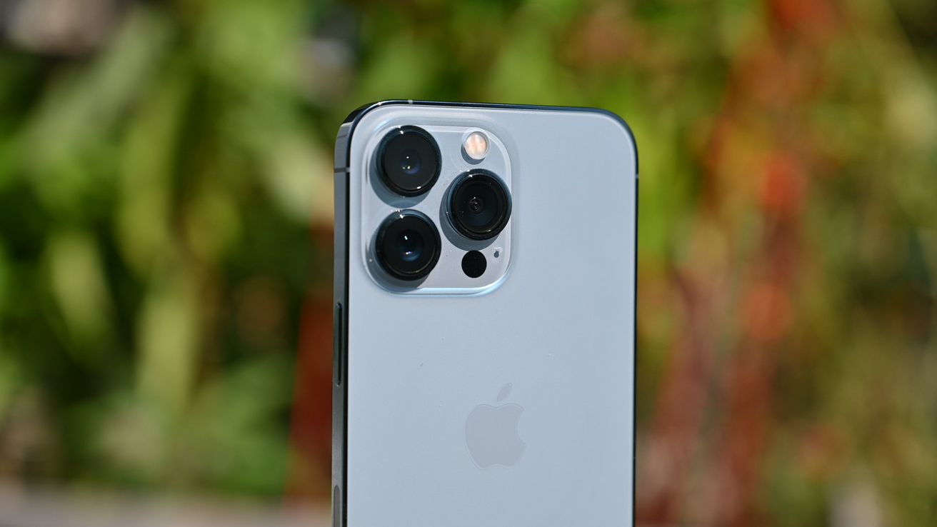 new online tool lets you see how far iphone cameras have come in 15 years | appleinsider