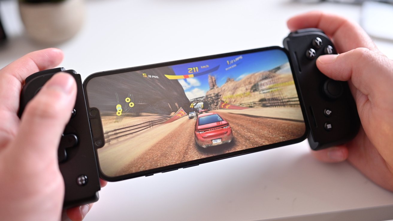 Razer Kishi V2 for iPhone Review: A Solid Game Controller Debut on