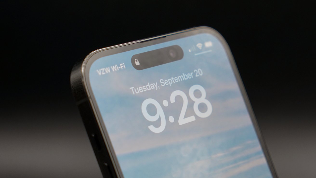 The Face ID unlock animation is performed in the Dynamic Island