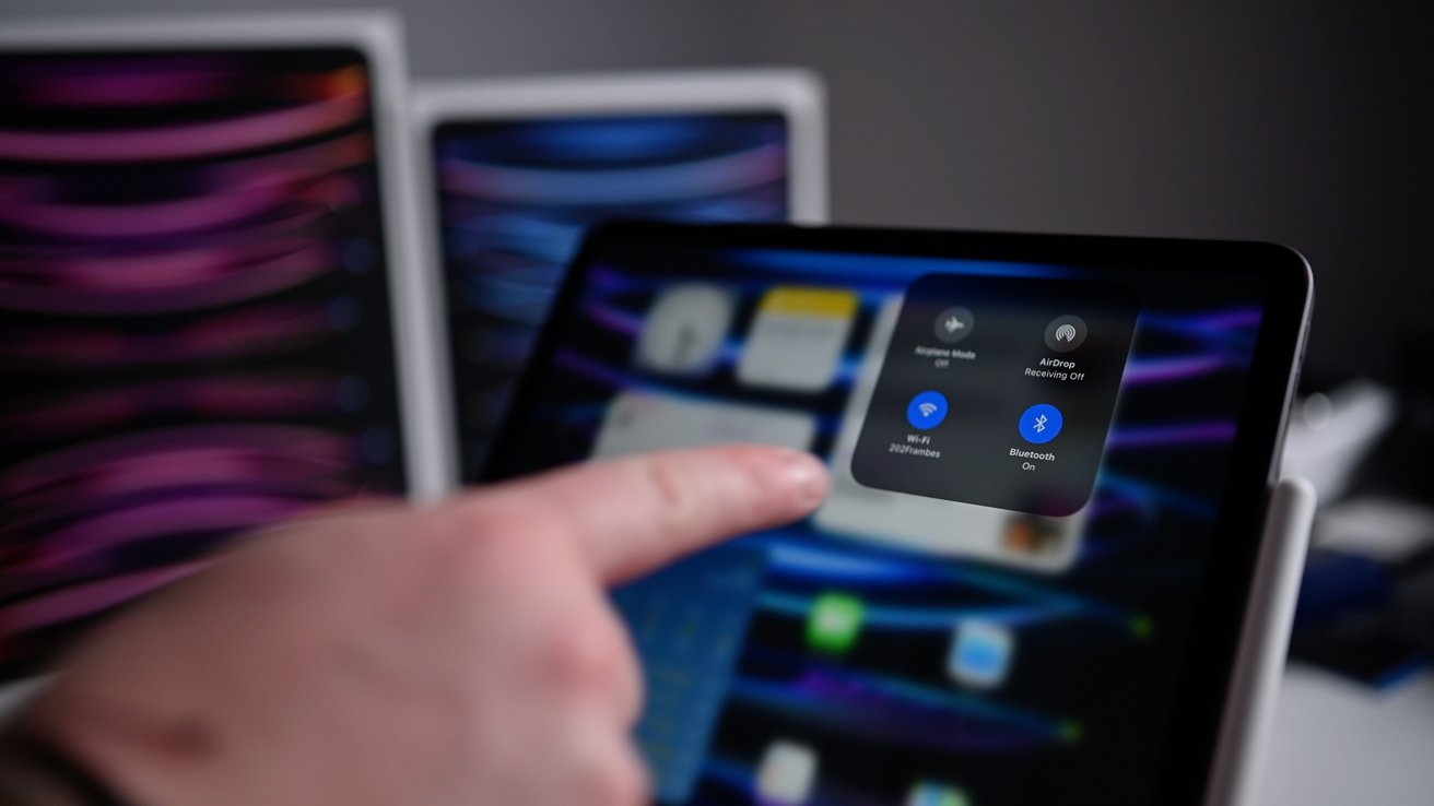 Wi-Fi 6e and Bluetooth 5.3 on the 2022 M2 iPad Pro