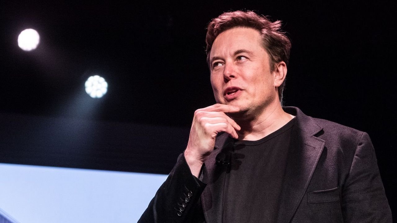 Elon Musk mulls deal