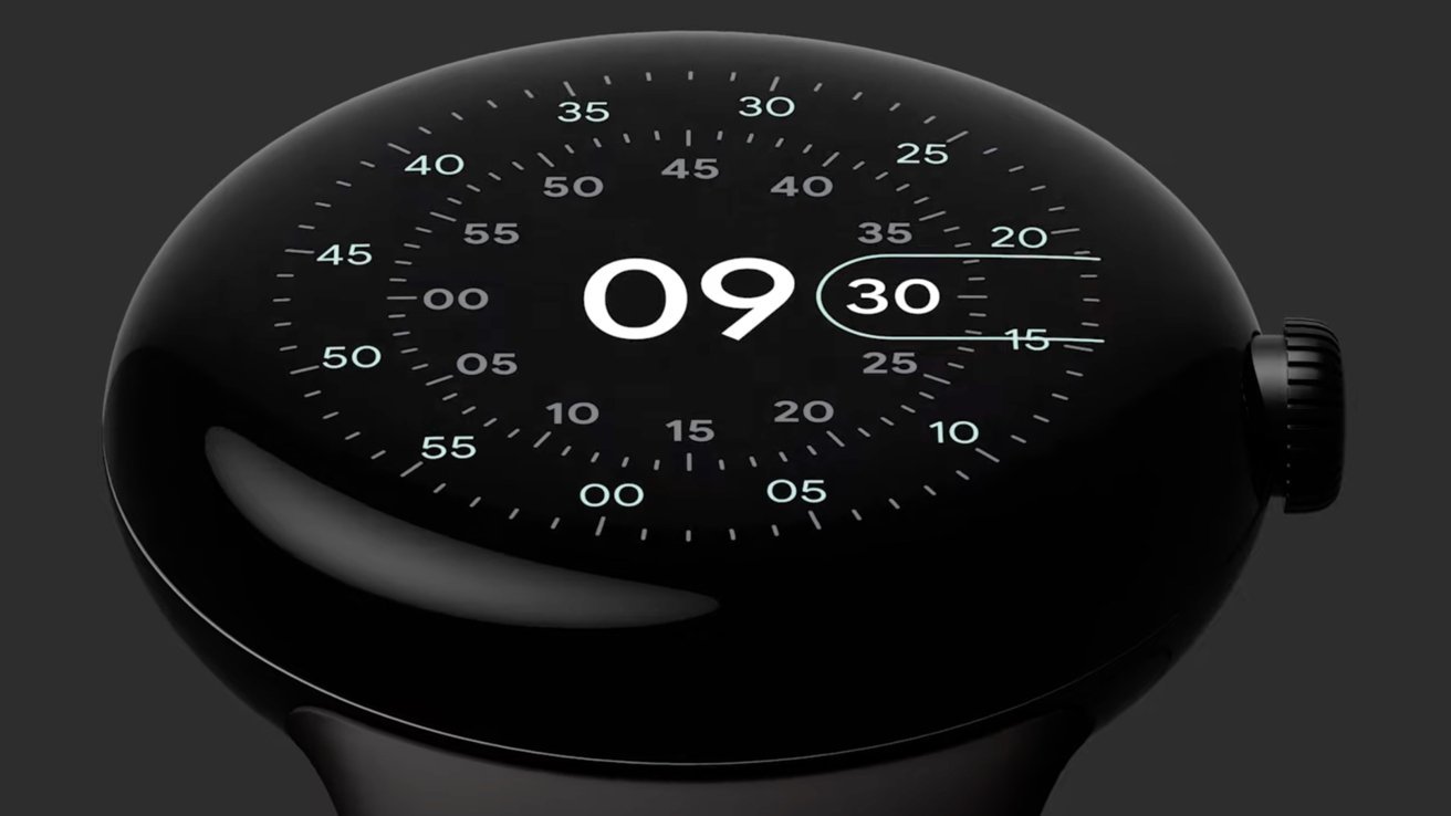 Google went for a circular screen for the Pixel Watch.