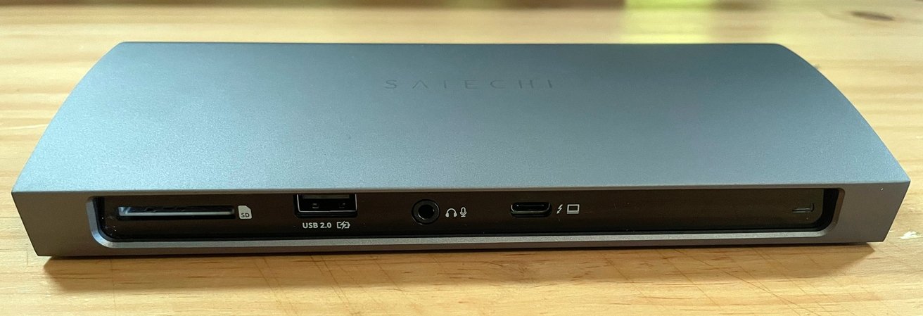 One side of the Satechi Thunderbolt 4 docking station has a host connection and an SD card reader. 