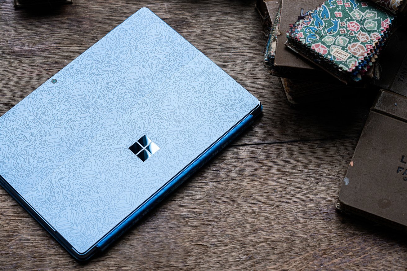 A special edition print version of the Surface Pro 9 is available. 