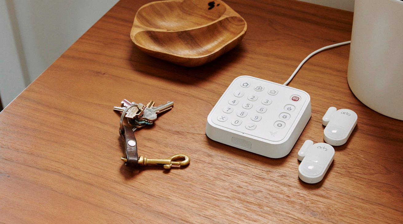 Arlo home security store alarm