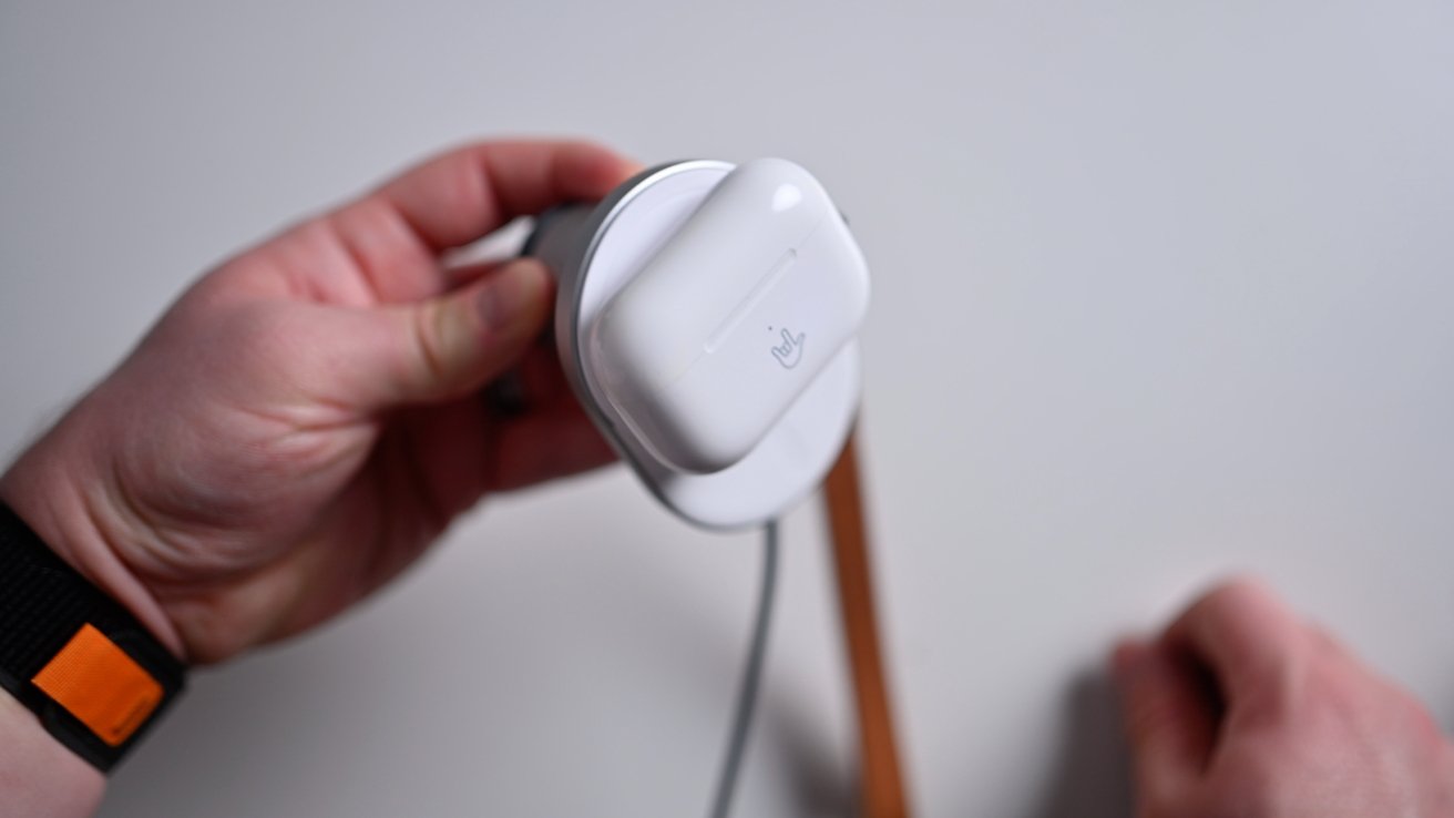 Charge your AirPods Pro on Belkin's MagSafe car charger