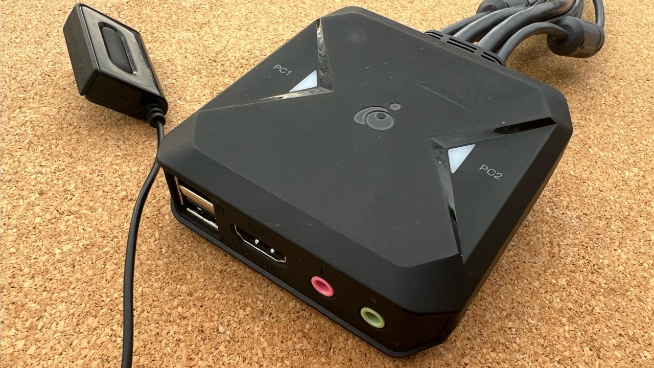 IOGear 2-port 4K KVM: Simple, cost-effective multi-Mac control