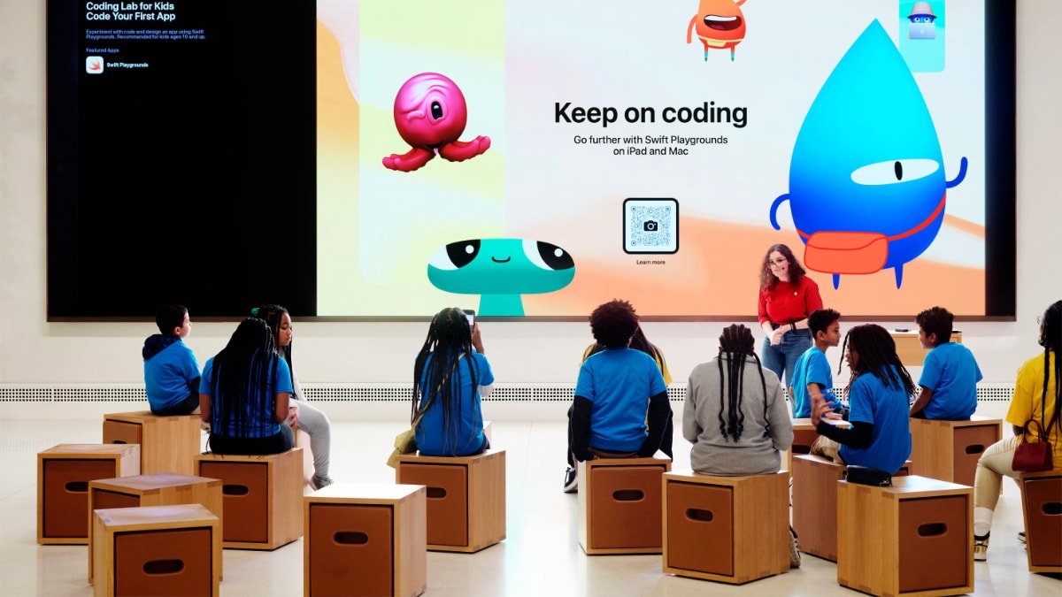 The latest 'Right this moment at Apple' session is a coding lab for teenagers
