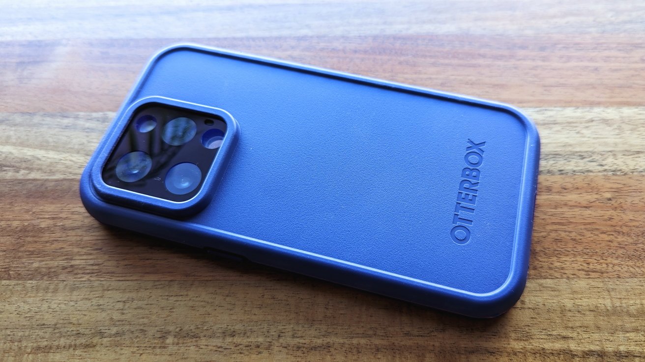 OtterBox Fre Sequence Case Assessment: Waterproof Your iPhone