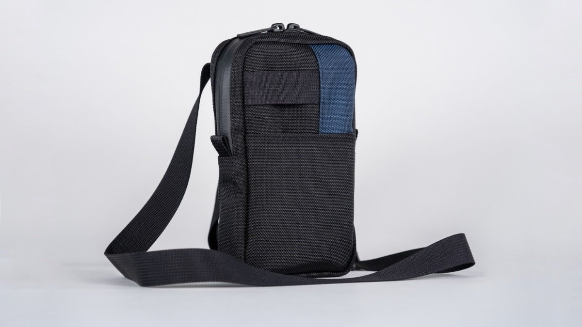 WaterField's new iPhone carrying bag