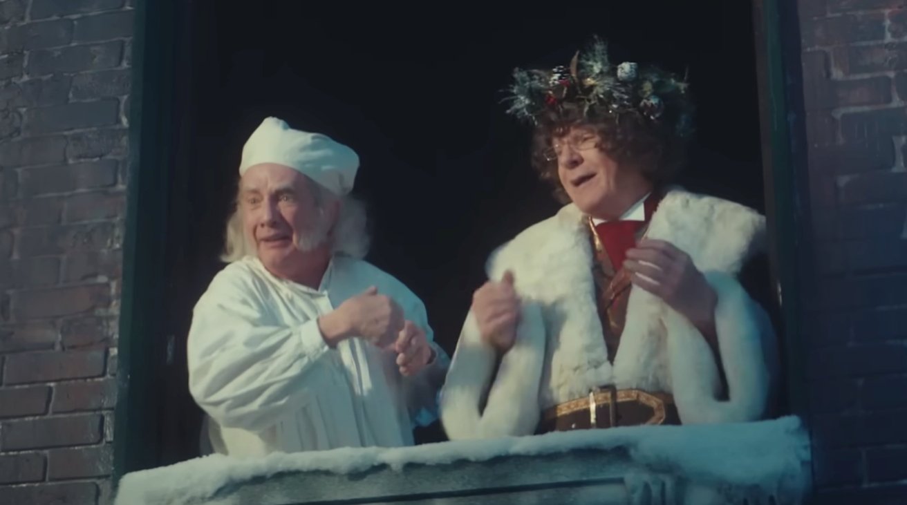 SNL's 'A Christmas Carol' featuring Apple Pay