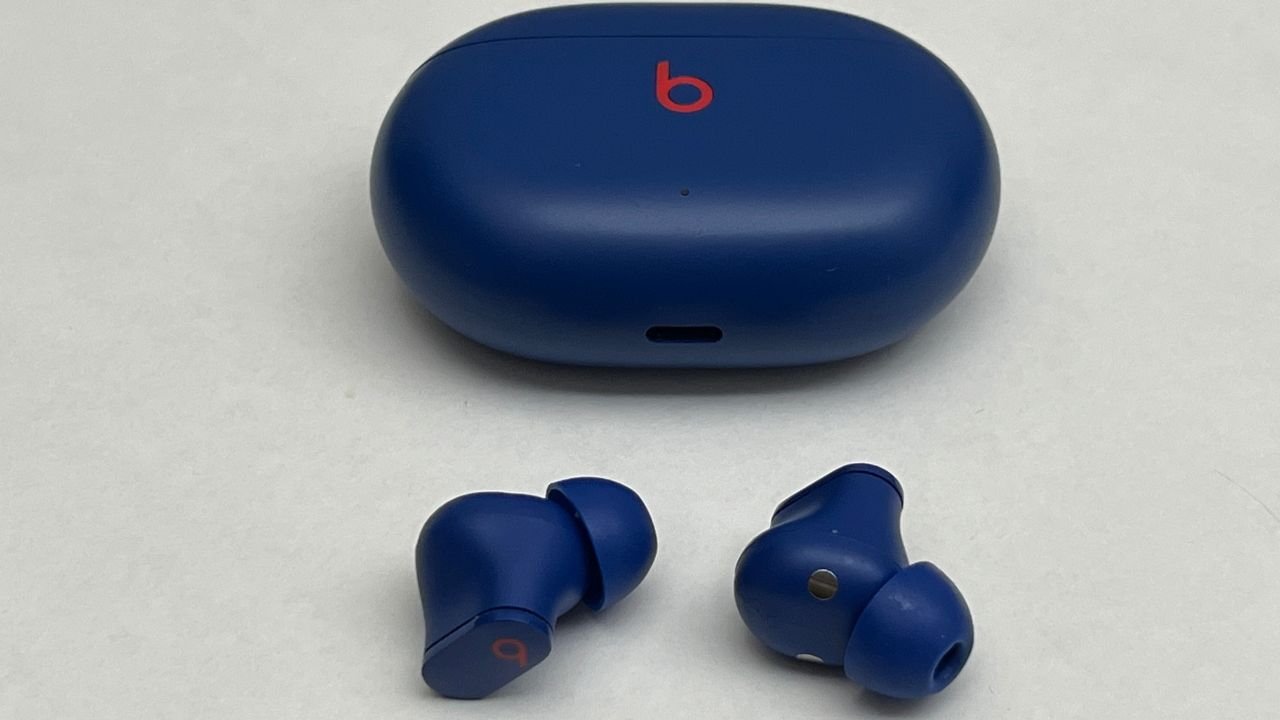 Using the Beats Studio Buds is like using AirPods. 