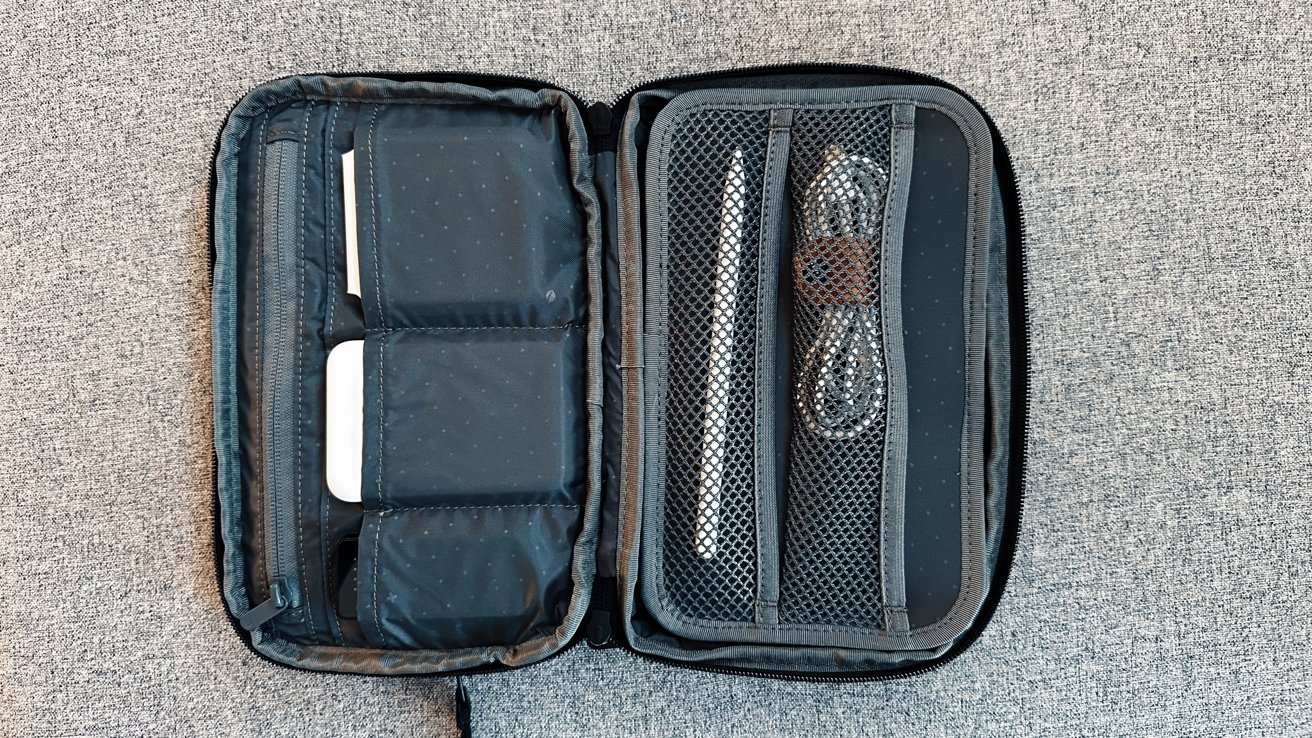 Incase ARC Organizer