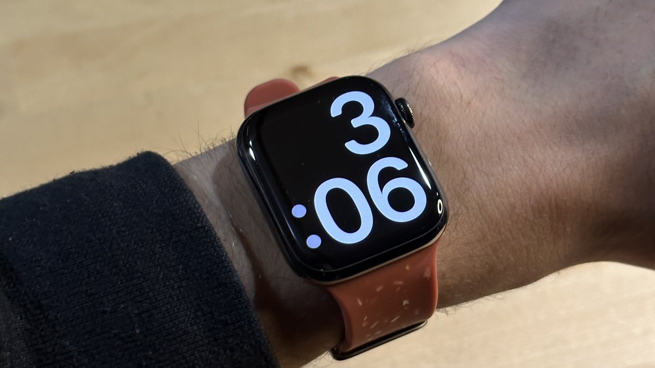 Apple watch band breaking out clearance wrist