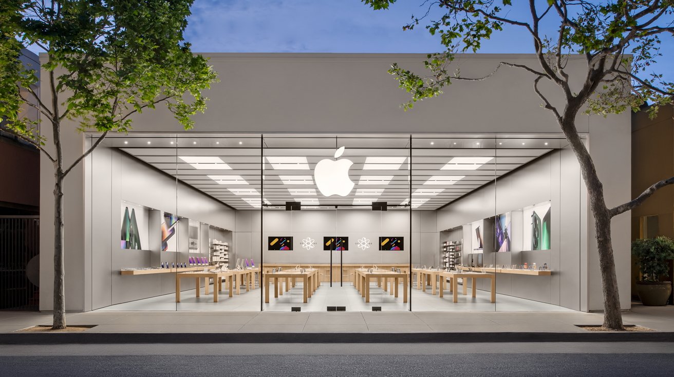 The 4th Street Apple Store