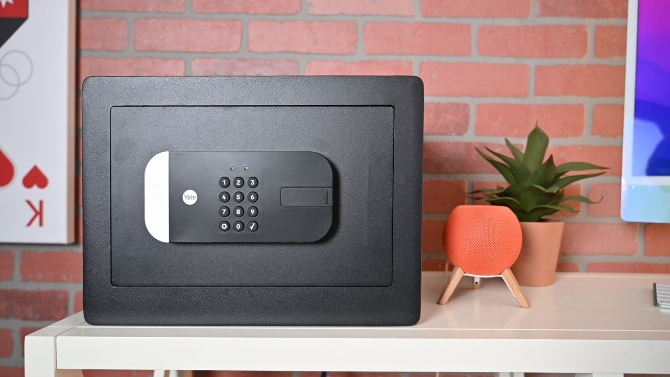 The new Yale Smart Safe