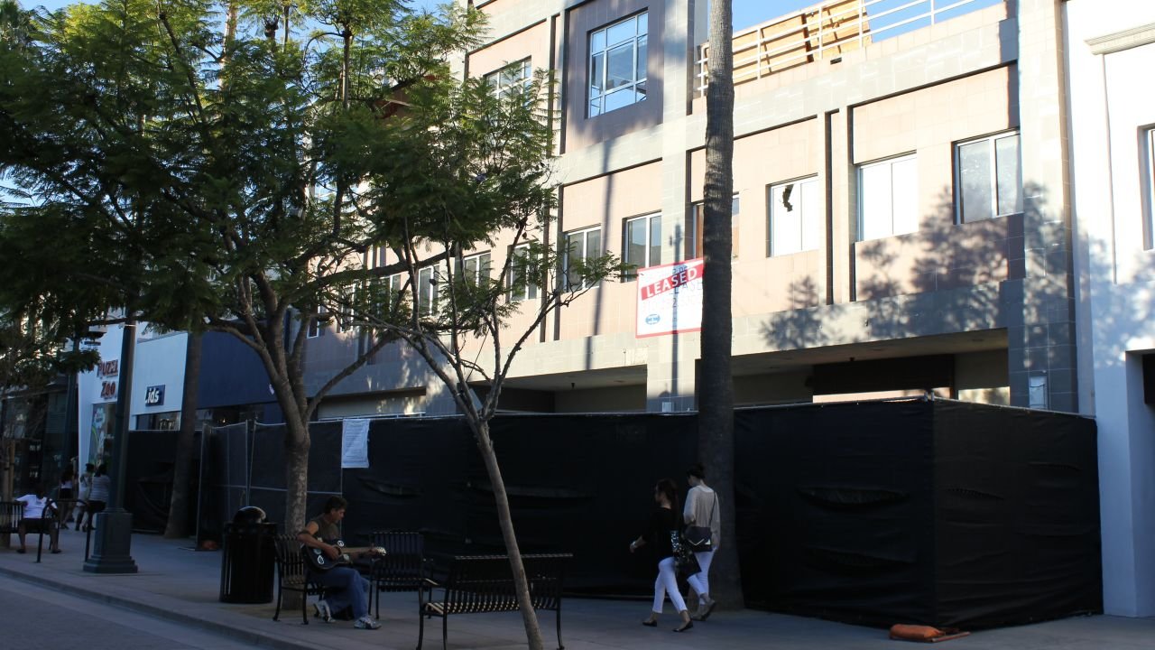 Apple Third Street Promenade closing September 16th, Palo Alto