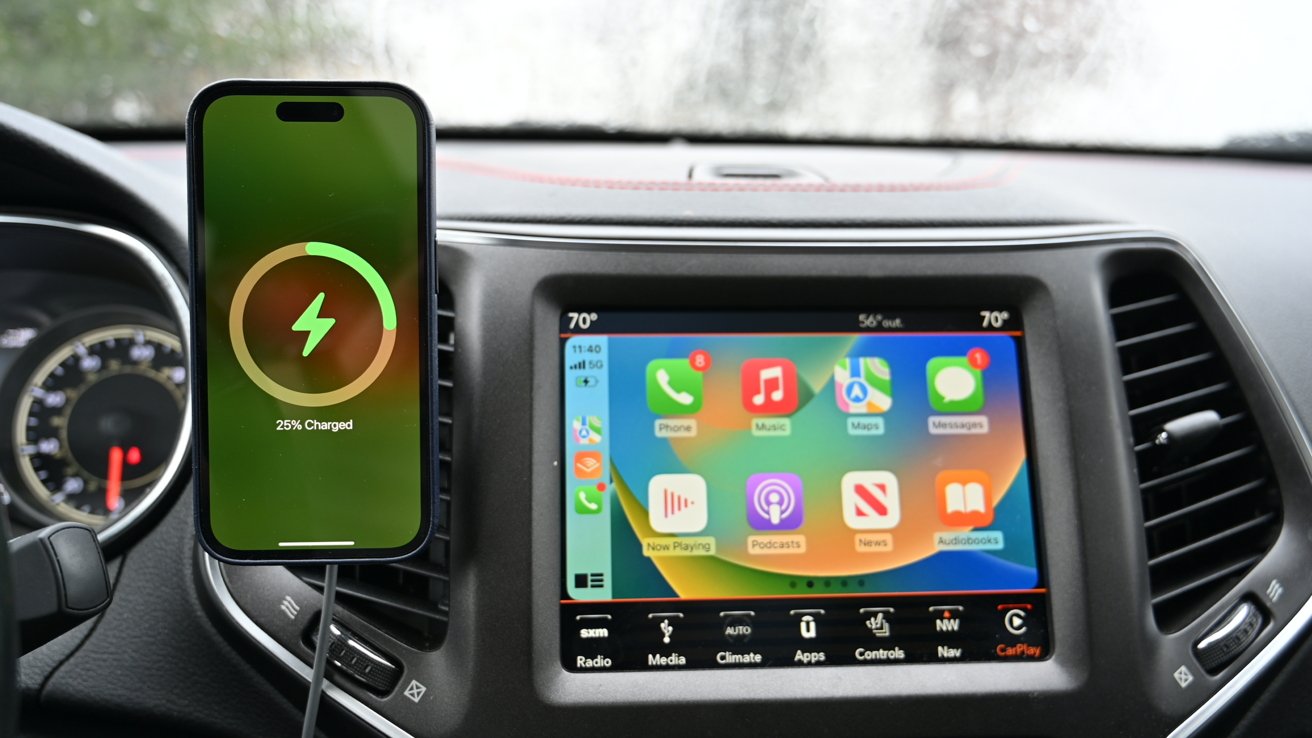 Зарядка MagSafe с беспроводной CarPlay