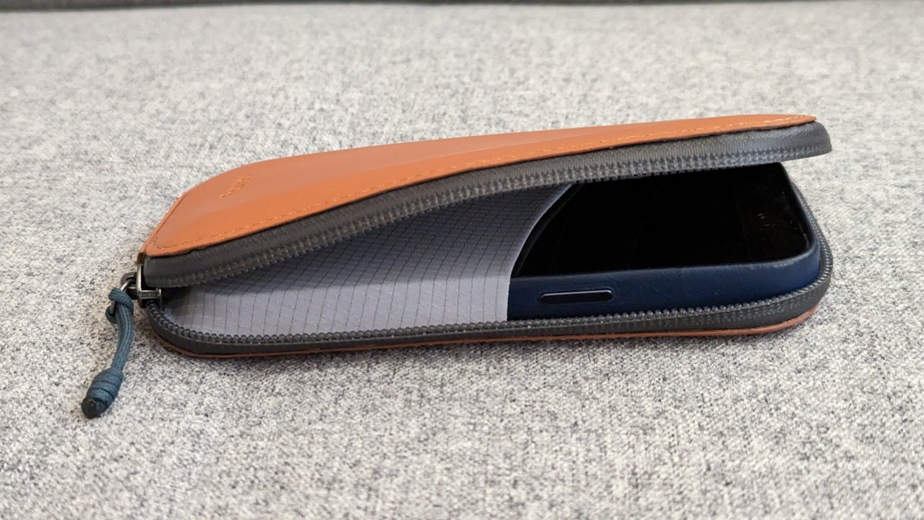 Bellroy All-Conditions Phone Pocket review: Premium protection