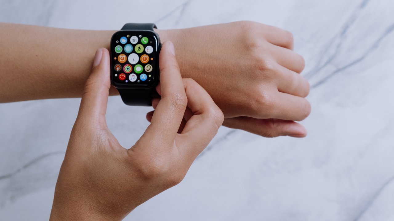 How to take 2025 picture with apple watch