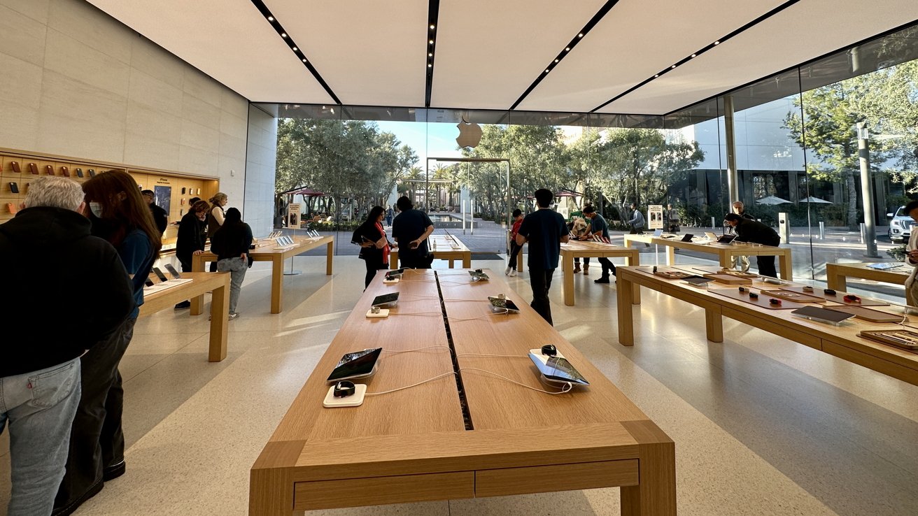 Inside Apple Irvine Spectrum Center retail store: The new Silicon