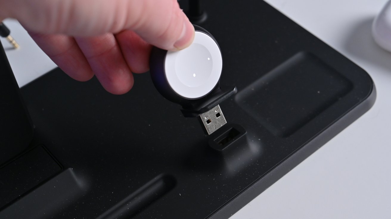 Inserting the Apple Watch charger