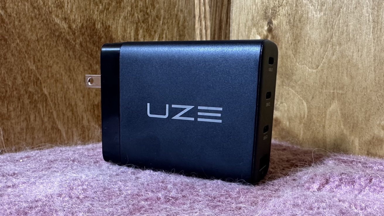 UZE 100W GaN Charger