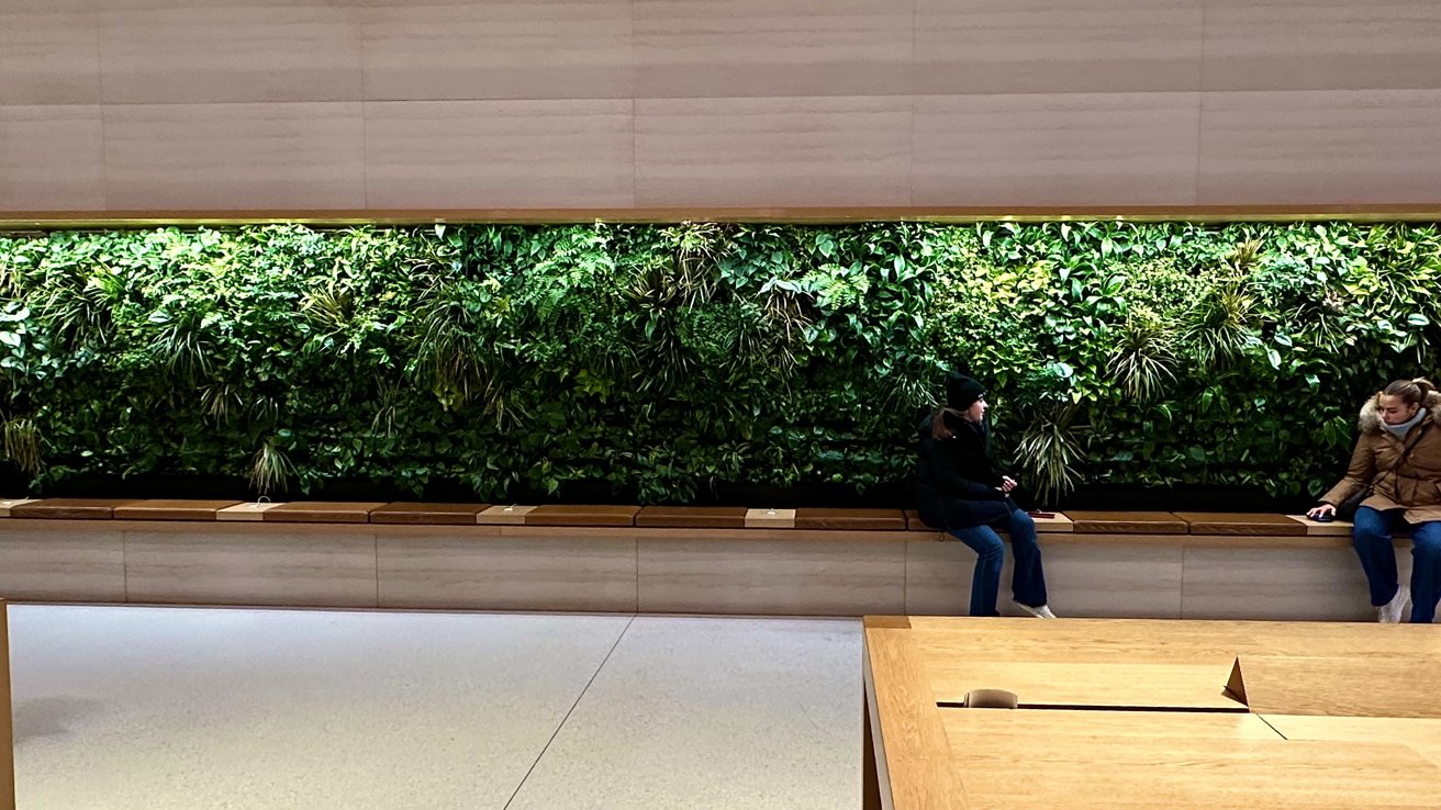 Inside Apple Fifth Avenue: Iconic retail design above and below the surface