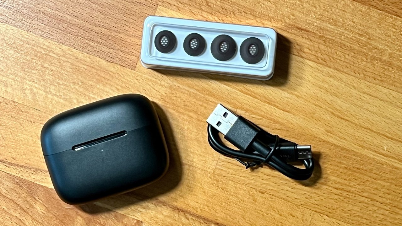 Беспроводные наушники Baseus Bowie M2 Plus поставляются с зарядным кабелем USB-C и ушными вкладышами разных размеров.