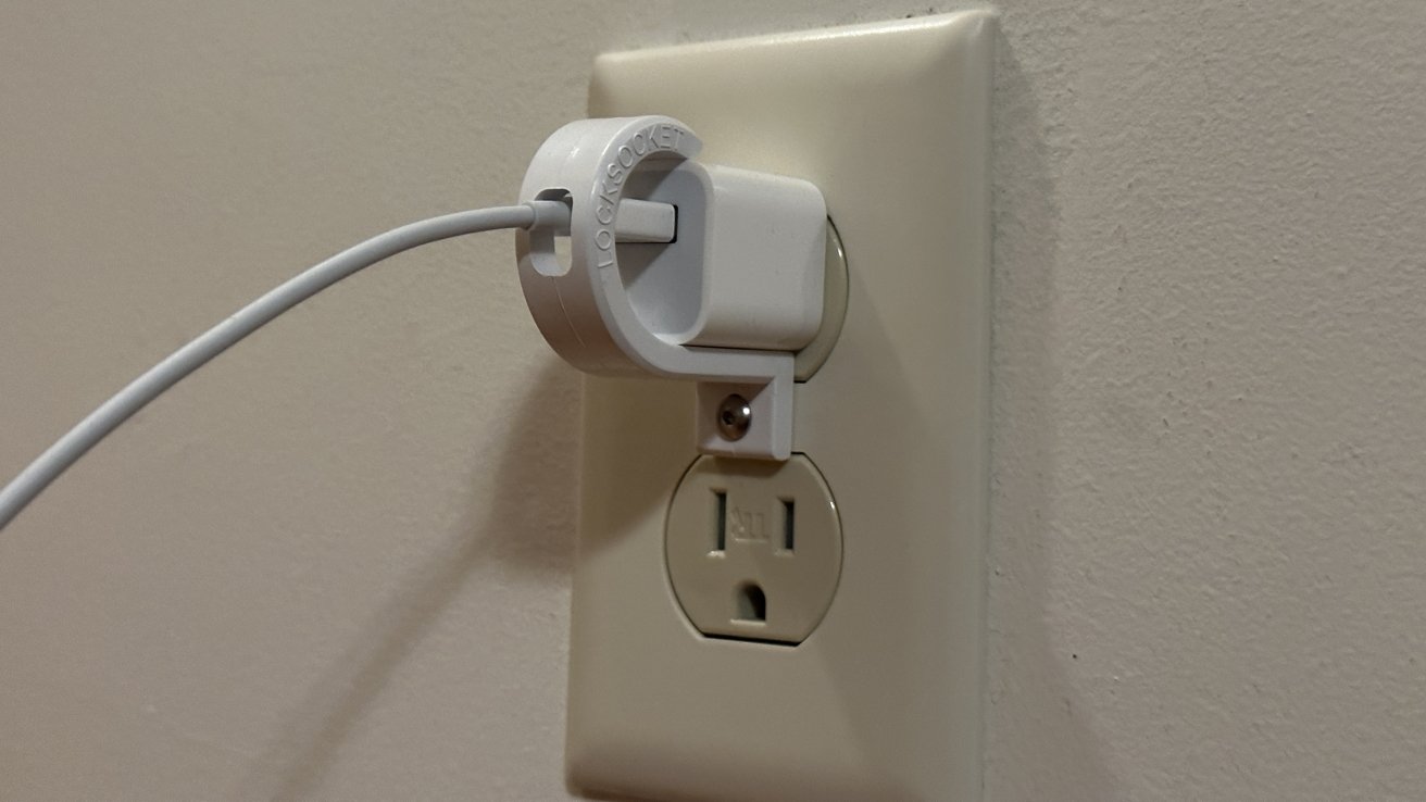 Snap Power Charger Review - USB Electrical Outlet 