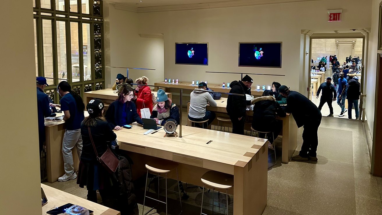 One-on-One room in Apple Grand Central