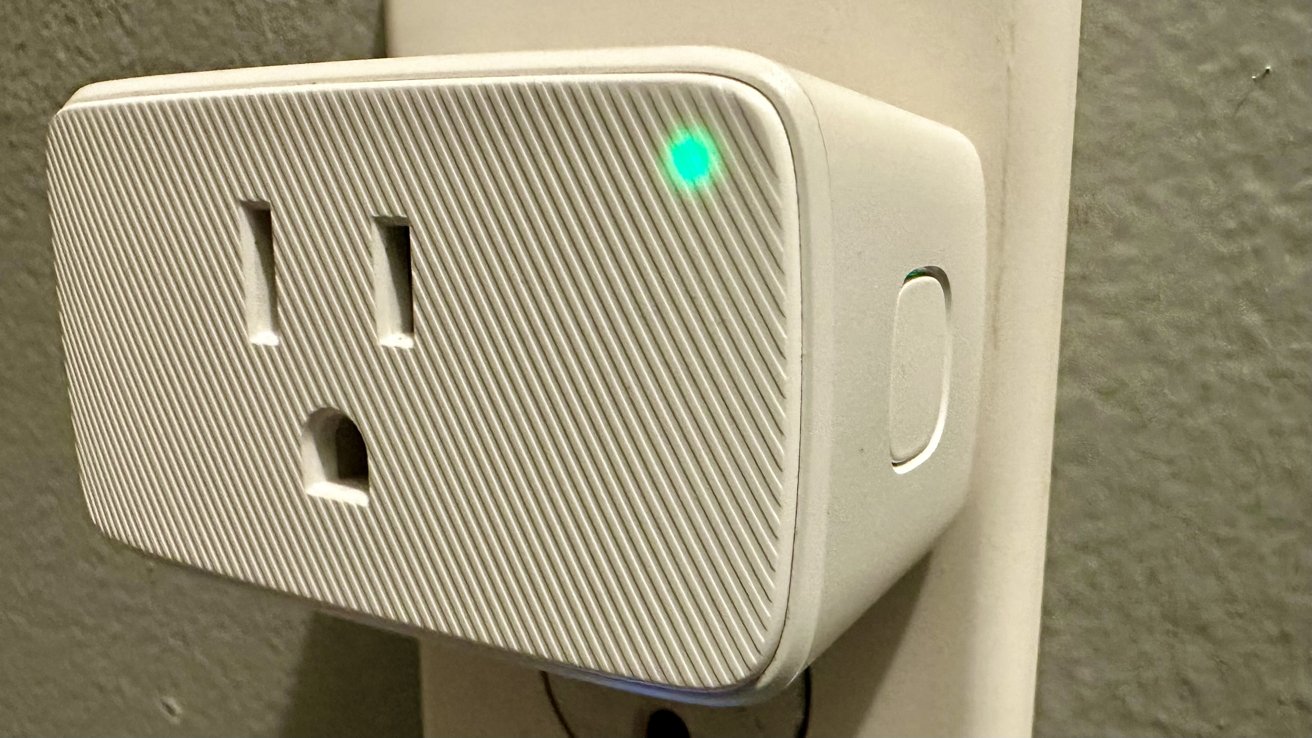 VOCOlinc Smart Plug indication light
