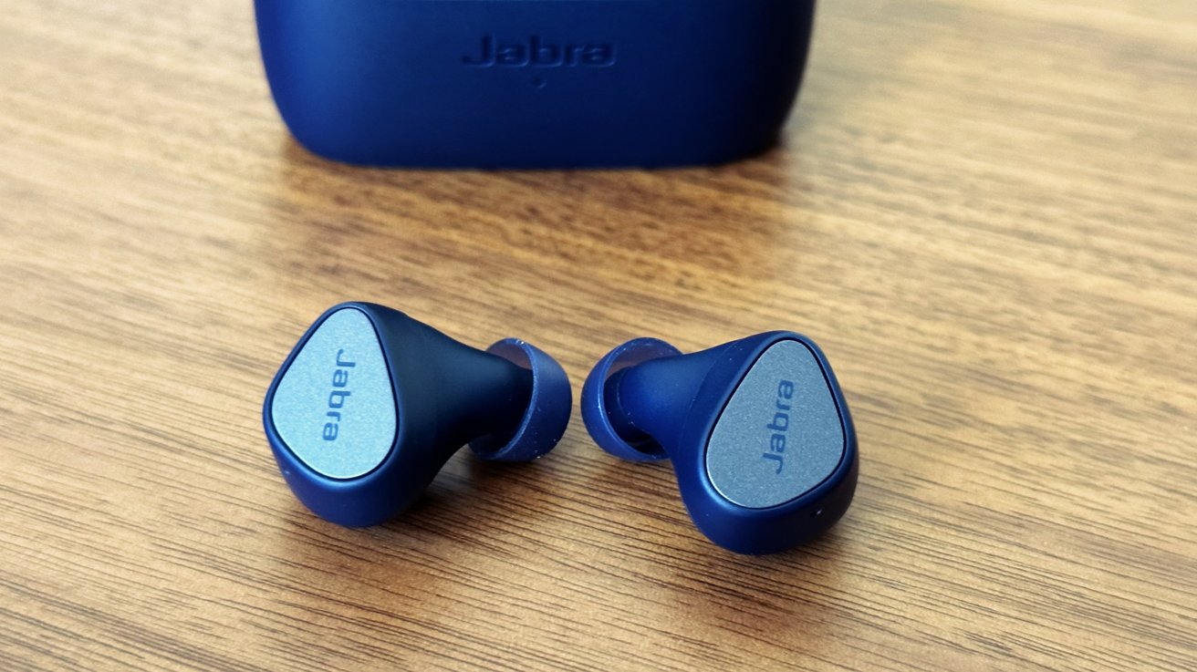 Tactile buttons on the earbuds are easy to press