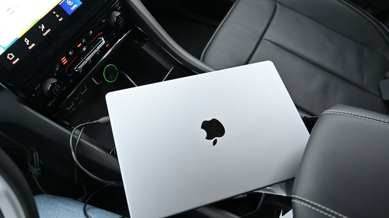 MacBook Pro in car