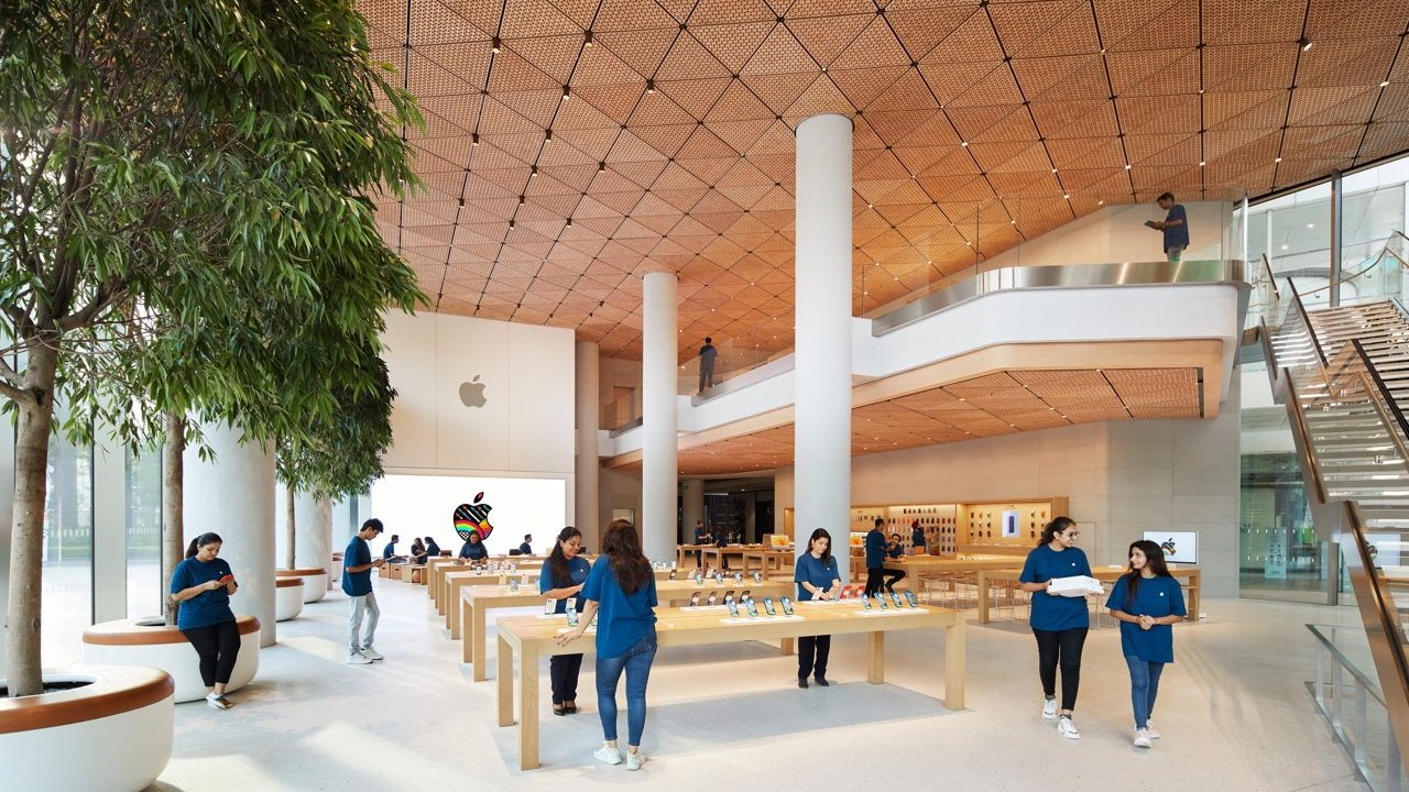 Apple BKC in Mumbai