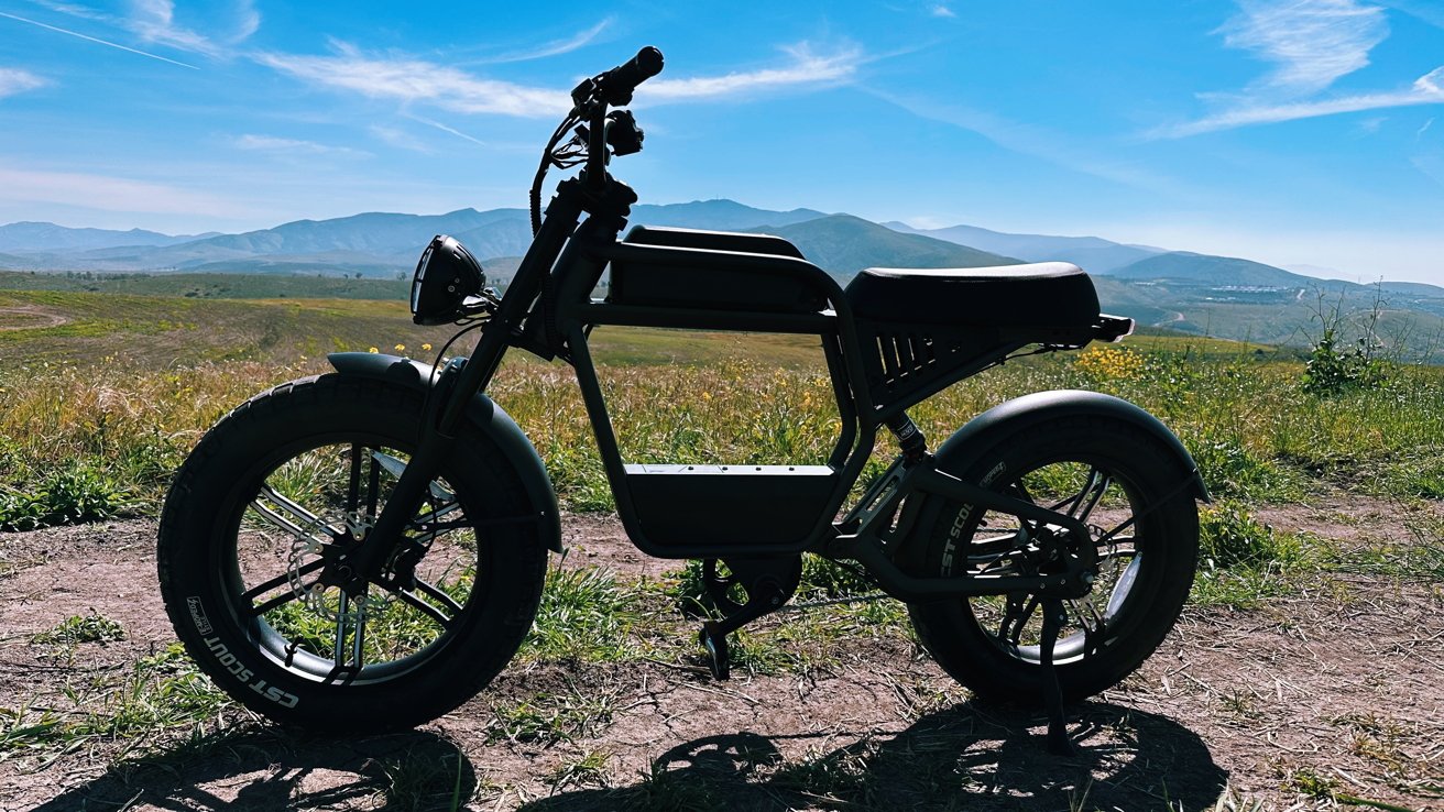 Revv 1 Moped-Style Electric Bike