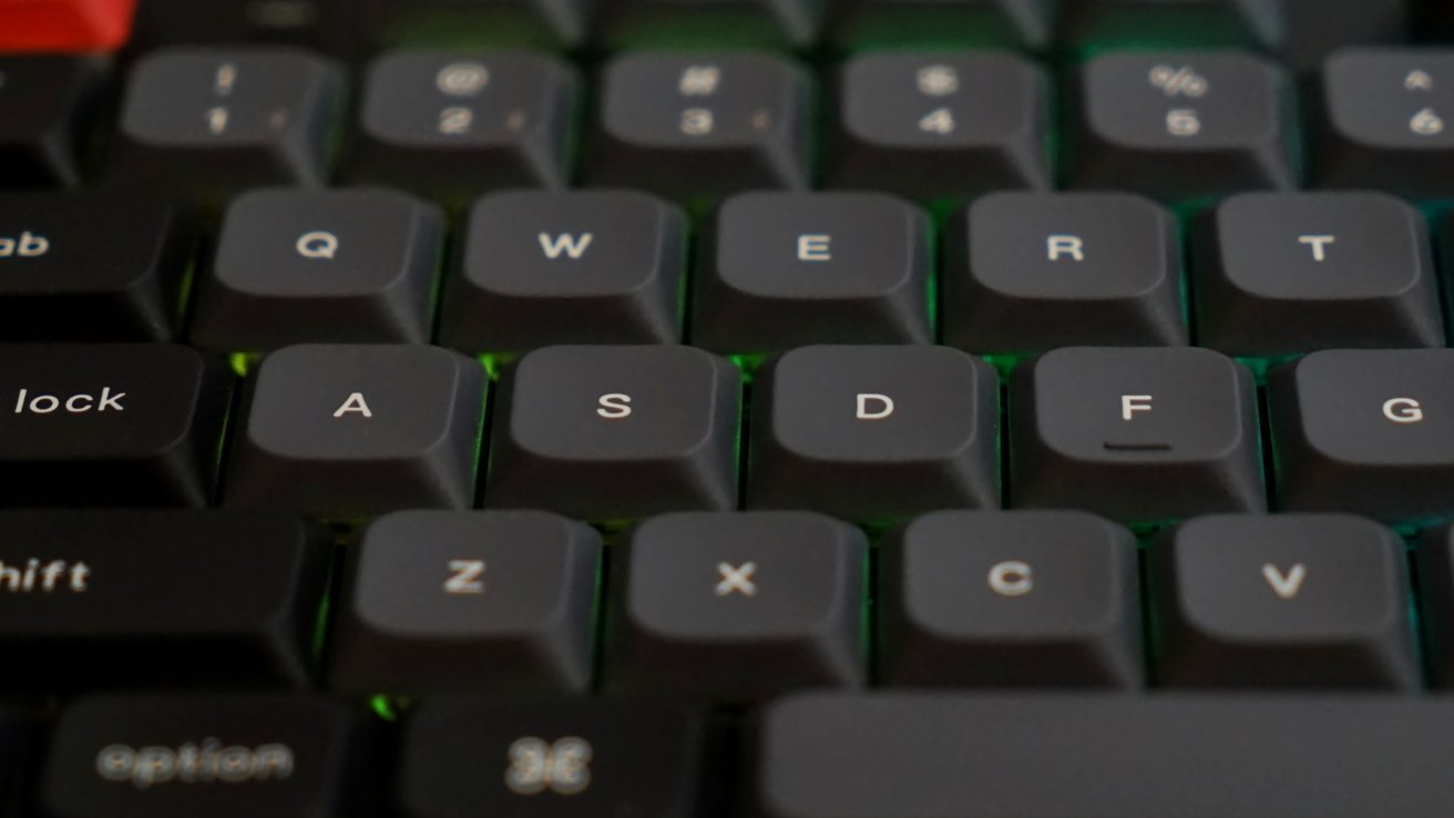 The minimal key spacing is a better industrial design over K1 v4