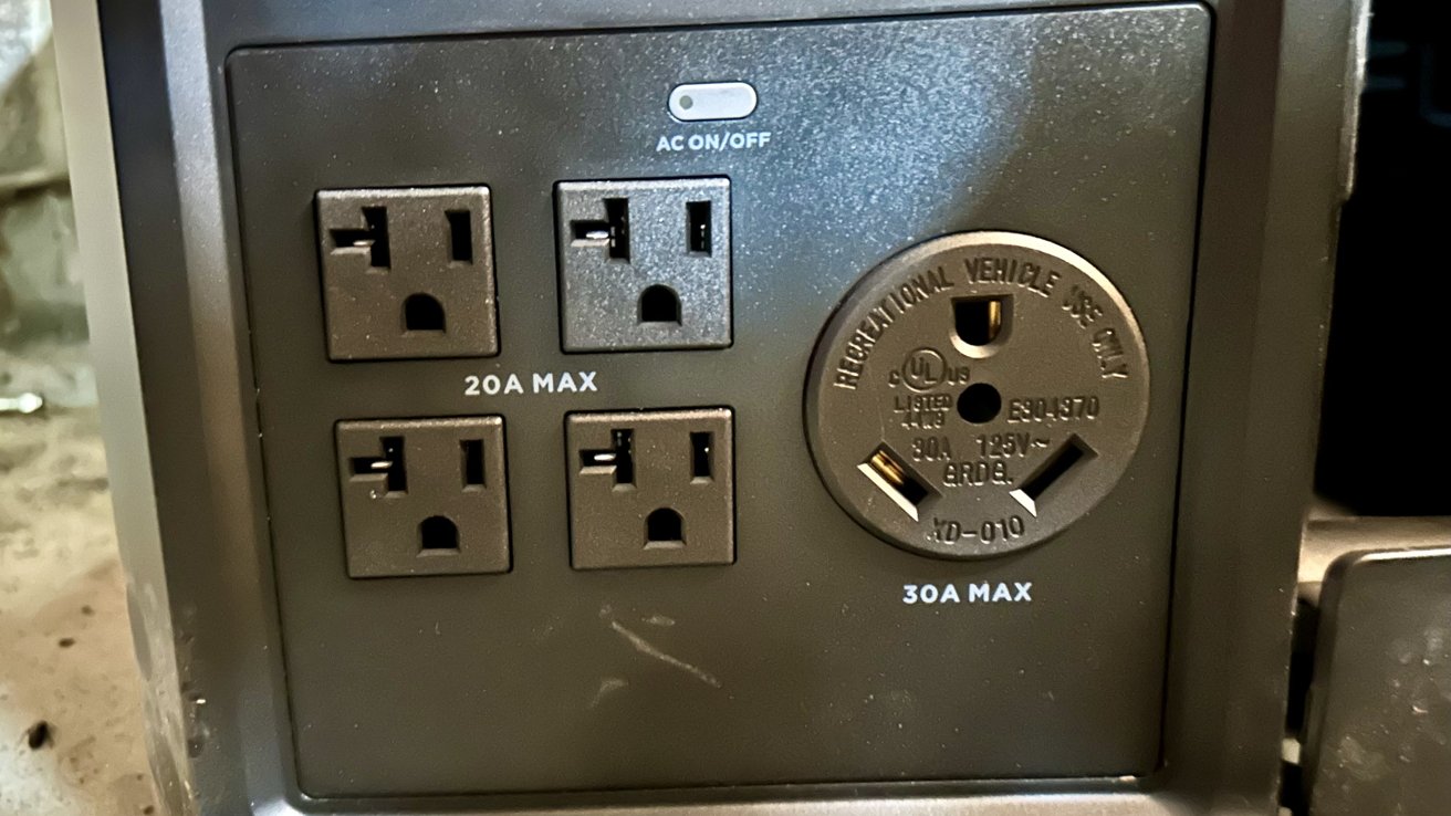 Power outlets located on the front