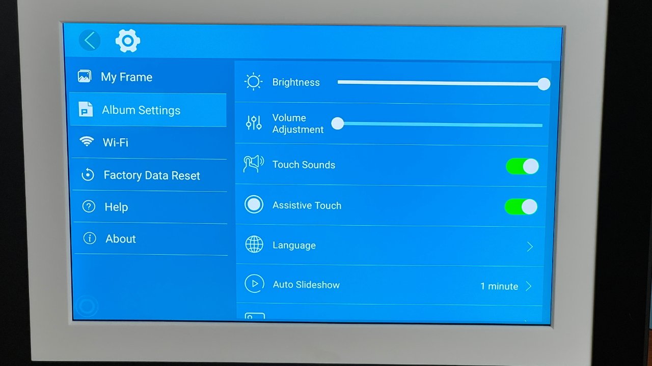 Adjusting settings on Benibela digital picture frame's touch screen 