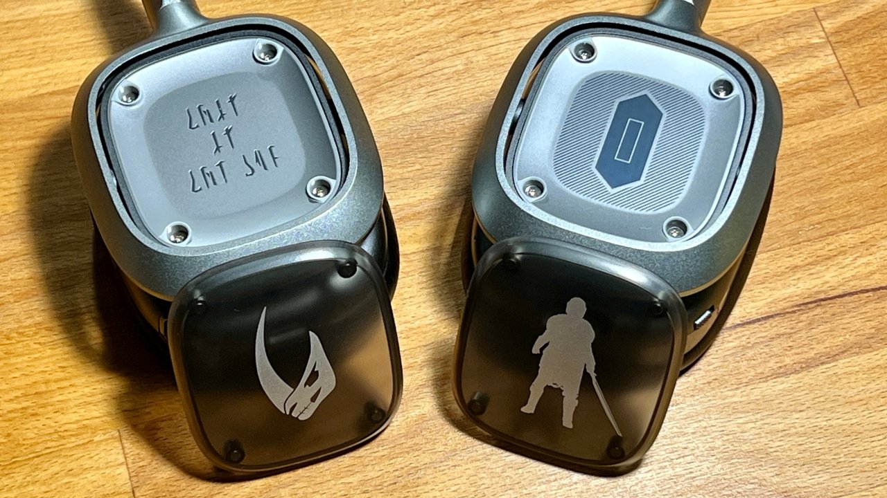 Logitech A30 The Mandalorian Edition has removable speaker tags