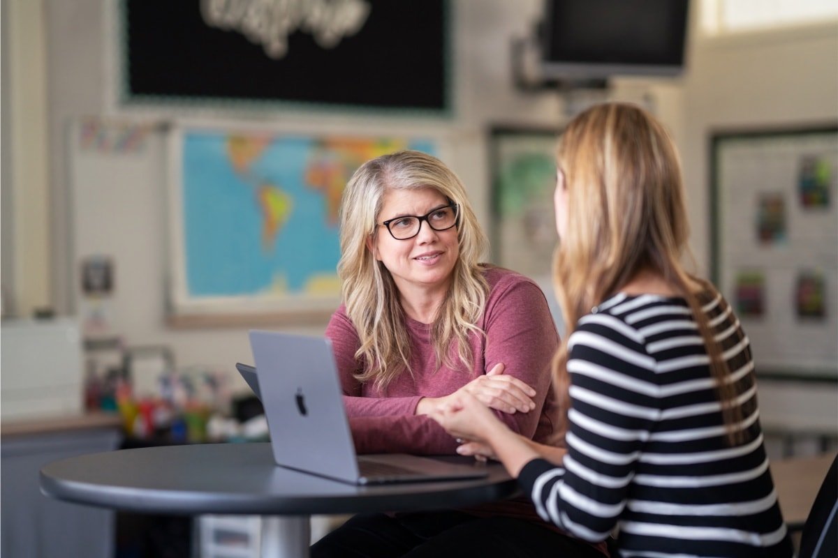 Marnie Luevano, an instructional technology coach at Downey Unified, helps the district's elementary school teachers reimagine how they use Apple technology in their classrooms