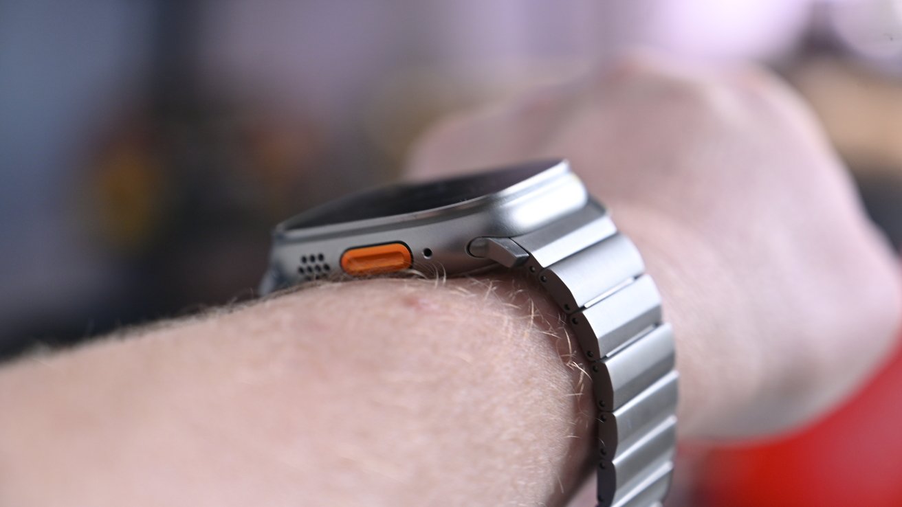 Nomad silver titanium band review: Perfect for Apple Watch Ultra